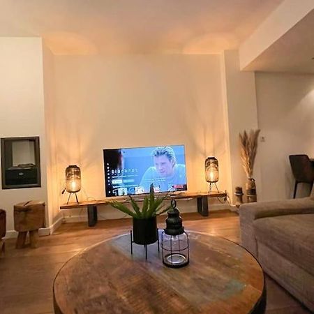 Knus Appartement Tilburg Luaran gambar