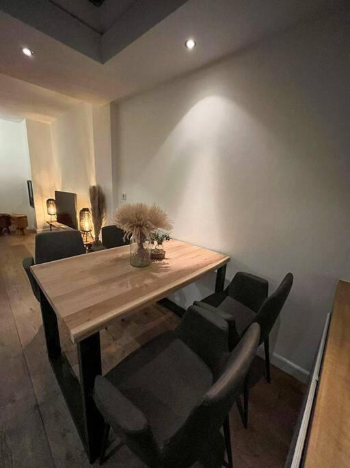 Knus Appartement Tilburg Luaran gambar